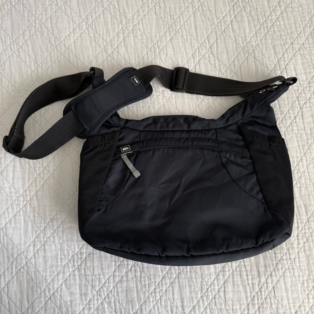 REI Crossbody Travel Messenger Bag
